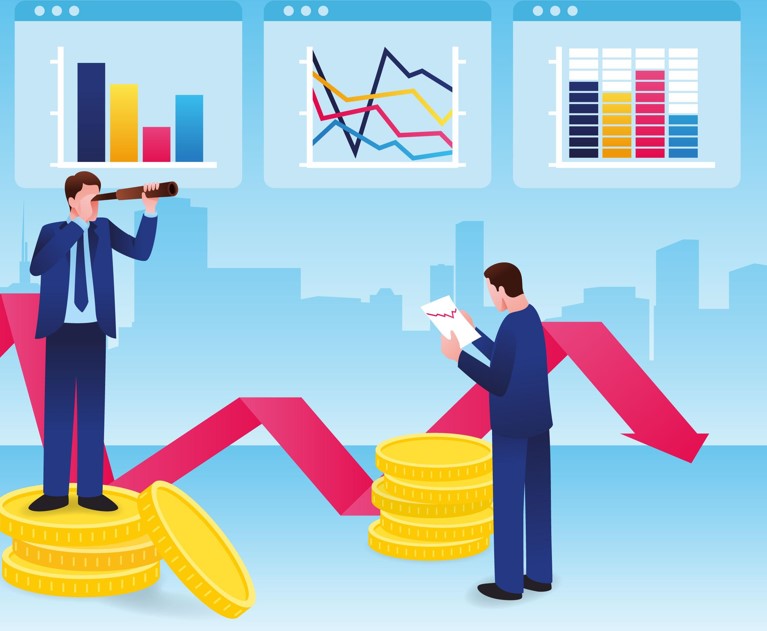 Long Term vs Short Term Trading Strategies